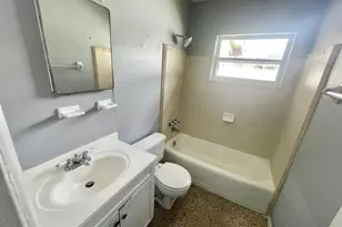 4615 Edgewater Dr, Orlando, FL 32804 - Photo 7
