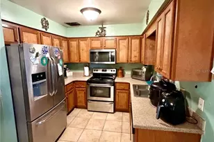5832 Elon Dr, Orlando, FL 32808 - Photo 17