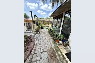 5832 Elon Drive, Orlando, FL 32808 - Photo 13