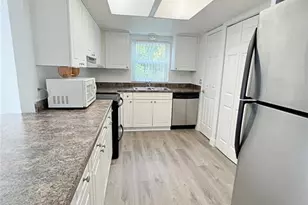 2425 Barley Club Dr, Orlando, FL 32837 - Photo 5