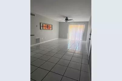 916 Lake Destiny Road #H, Altamonte Springs, FL 32714 - Photo 3