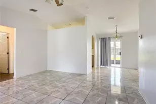 111 Bianca Ct, Kissimmee, FL 34758 - Photo 3