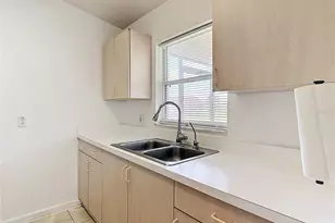111 Bianca Ct, Kissimmee, FL 34758 - Photo 7