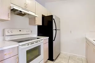 111 Bianca Ct, Kissimmee, FL 34758 - Photo 9