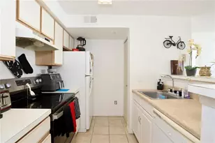 2209 Antigua Pl, Kissimmee, FL 34741 - Photo 5