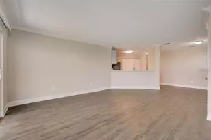 2556 Woodgate Blvd, Orlando, FL 32822 - Photo 9