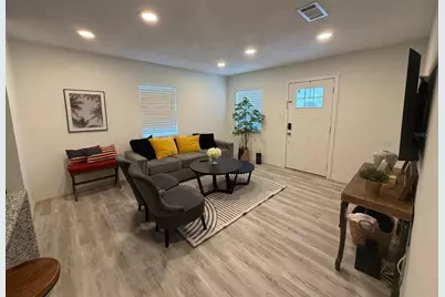 4714 W Lawn Avenue, Tampa, FL 33611 - Photo 5