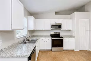 441 Danube Dr, Kissimmee, FL 34759 - Photo 7