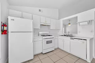 3512 Dartford Dr, Davenport, FL 33837 - Photo 9