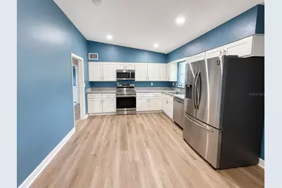 910 W 8th Street, Lakeland, FL 33805 - Photo 3