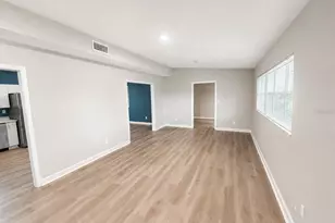 910 W 8th St, Lakeland, FL 33805 - Photo 7