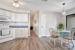 13038 Los Angeles Woods Ln, Orlando, FL 32824 - Photo 11