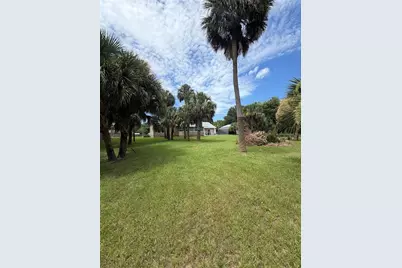 207 E Halifax Avenue, Oak Hill, FL 32759 - Photo 49