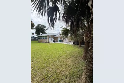 207 E Halifax Avenue, Oak Hill, FL 32759 - Photo 39