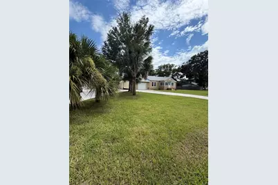 207 E Halifax Avenue, Oak Hill, FL 32759 - Photo 3