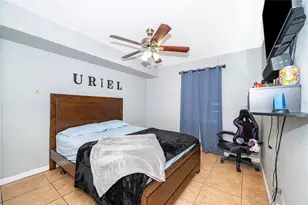 944 Halstead St, Deltona, FL 32725 - Photo 21