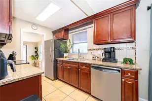 944 Halstead St, Deltona, FL 32725 - Photo 13