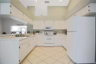 928 Loma Bonita Dr, Davenport, FL 33837 - Photo 15
