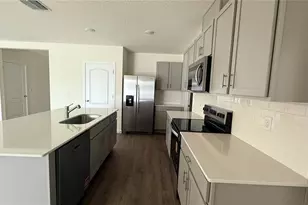 2066 Walnut Crk Dr, Kissimmee, FL 34744 - Photo 9