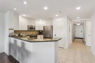 1112 Sunset View Cir, Kissimmee, FL 34747 - Photo 9