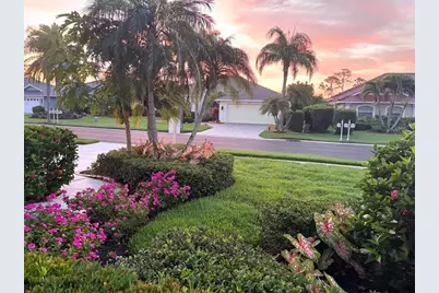 7462 Featherstone Boulevard, Sarasota, FL 34238 - Photo 13