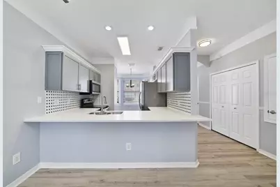 1236 South Beach Circle, Kissimmee, FL 34746 - Photo 9