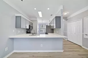 1236 S Beach Cir, Kissimmee, FL 34746 - Photo 9