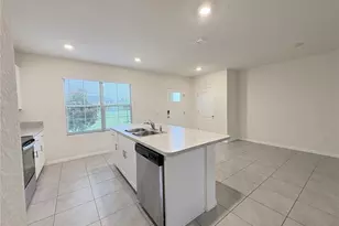 1559 Candlefire Row, Kissimmee, FL 34744 - Photo 5