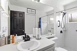 13706 Via Roma Cir, Clermont, FL 34711 - Photo 21
