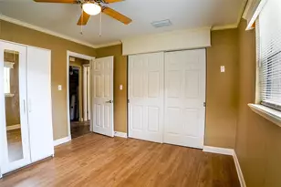 916 Vermont Ave, Saint Cloud, FL 34769 - Photo 9