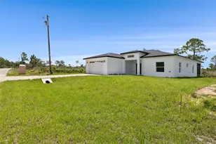 7435 Casilla St, Sebring, FL 33872 - Photo 3