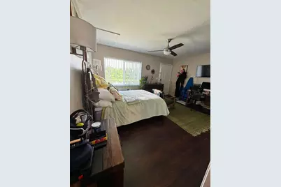 4140 Dolphin Drive #208, Tampa, FL 33617 - Photo 9