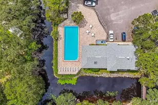 4140 Dolphin Dr, Tampa, FL 33617 - Photo 21