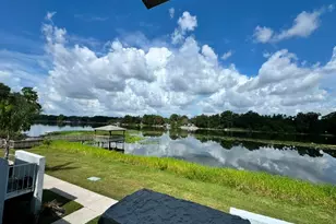 4140 Dolphin Dr, Tampa, FL 33617 - Photo 31