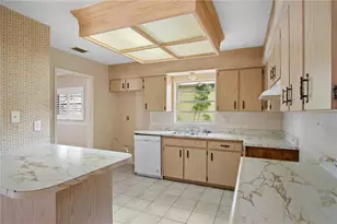 2217 Boxwood Way, Brandon, FL 33511 - Photo 13