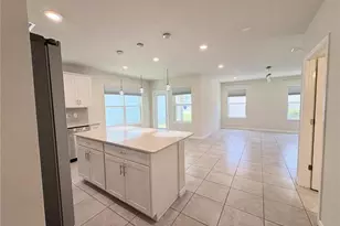 2012 Cross Prairie Pkwy, Kissimmee, FL 34744 - Photo 7