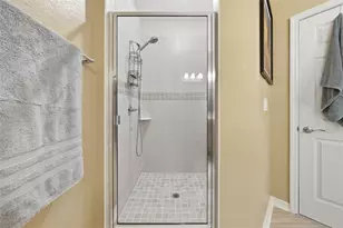 2486 Matterhorn Trl, Davenport, FL 33837 - Photo 29