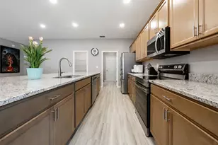2486 Matterhorn Trl, Davenport, FL 33837 - Photo 13