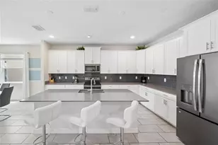 8933 Cabot Cliffs Dr, Davenport, FL 33896 - Photo 9