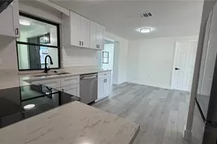 3708 Holiday Lake Dr, Holiday, FL 34691 - Photo 11