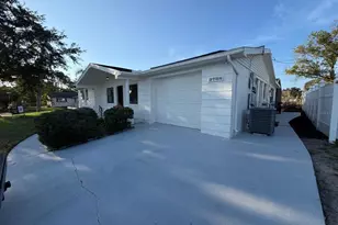 3708 Holiday Lake Dr, Holiday, FL 34691 - Photo 3