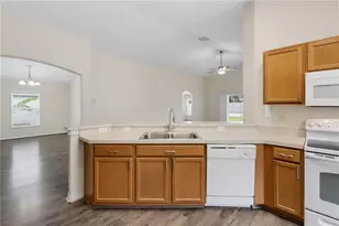 7512 Turtle View Dr, Ruskin, FL 33573 - Photo 31