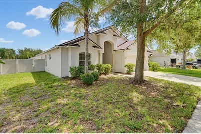 7512 Turtle View Drive, Ruskin, FL 33573 - Photo 11