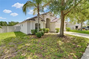 7512 Turtle View Dr, Ruskin, FL 33573 - Photo 11