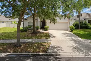 7512 Turtle View Dr, Ruskin, FL 33573 - Photo 3