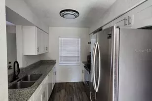 221 Loch Low Dr, Sanford, FL 32773 - Photo 9
