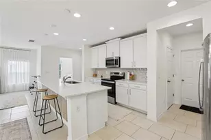 1581 Swan Swim Dr, Davenport, FL 33837 - Photo 11