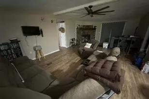 933 NE Fir St, Pinetta, FL 32350 - Photo 11