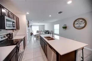 4302 Sunny Creek Pl, Kissimmee, FL 34746 - Photo 3