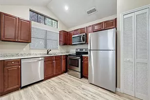 5392 Rocking Horse Pl, Oviedo, FL 32765 - Photo 3